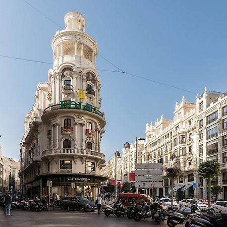 M&F Gran Via 3 Hab Apartment Madrid Exterior foto