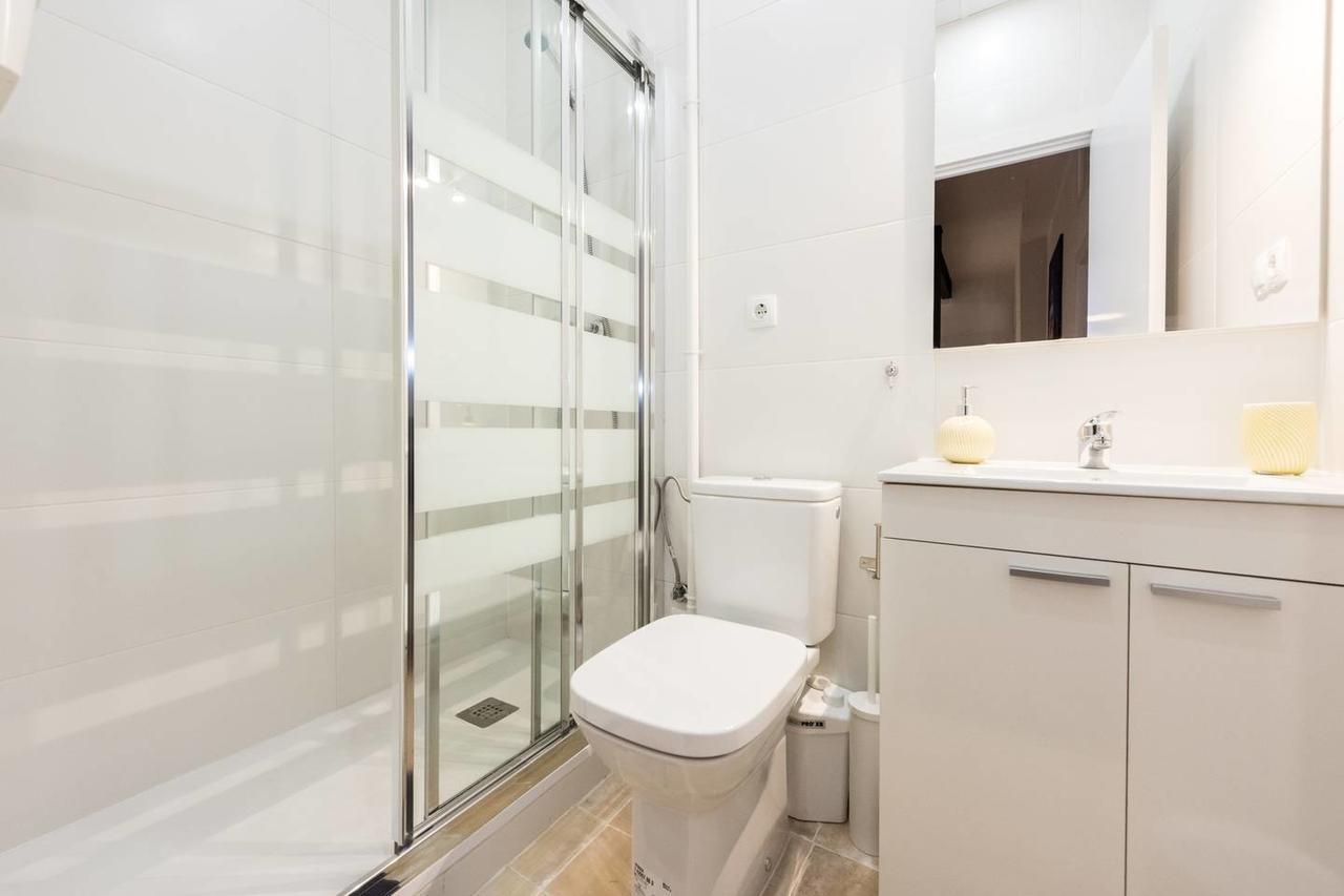 M&F Gran Via 3 Hab Apartment Madrid Exterior foto